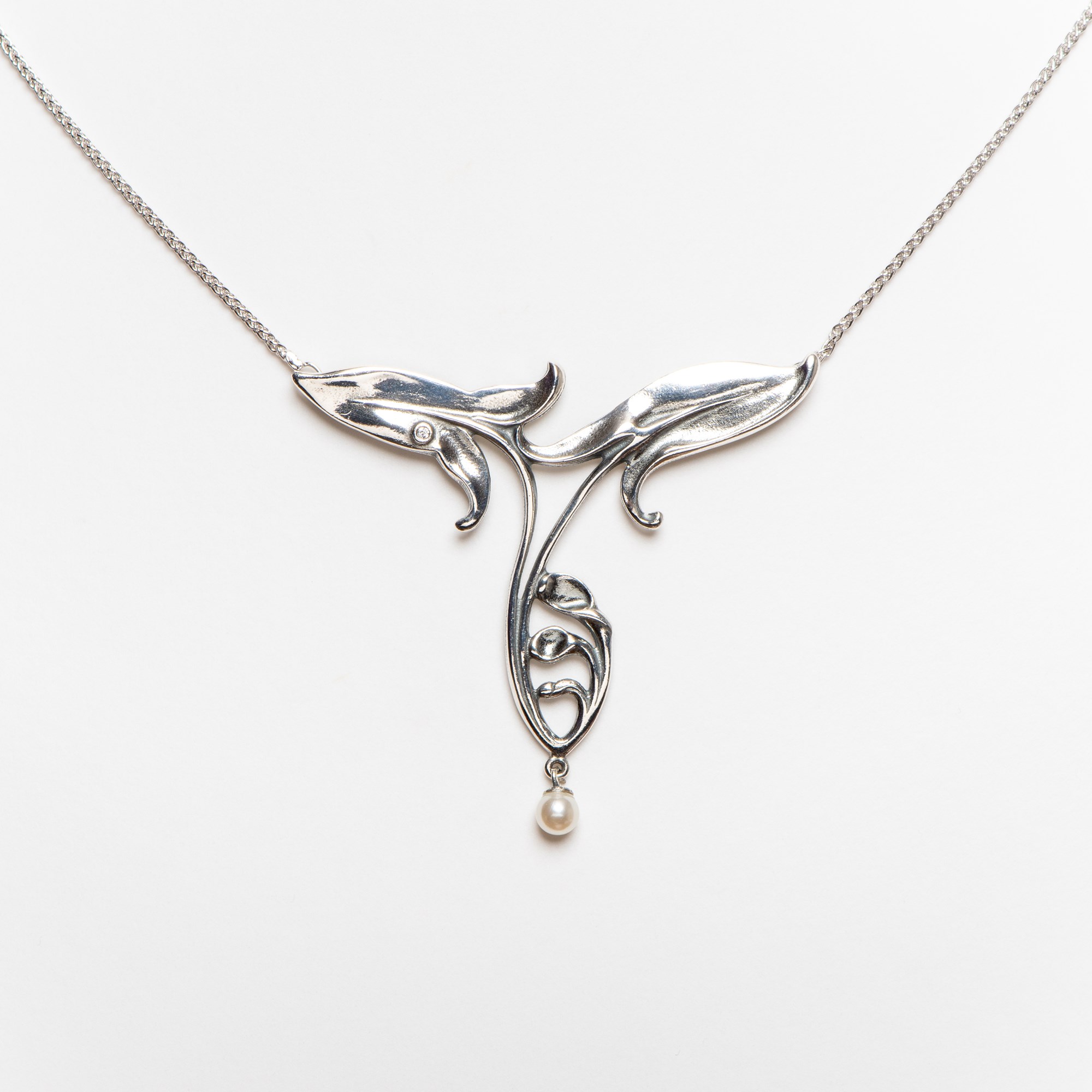 Art Nouveau Collier Natural Imposant