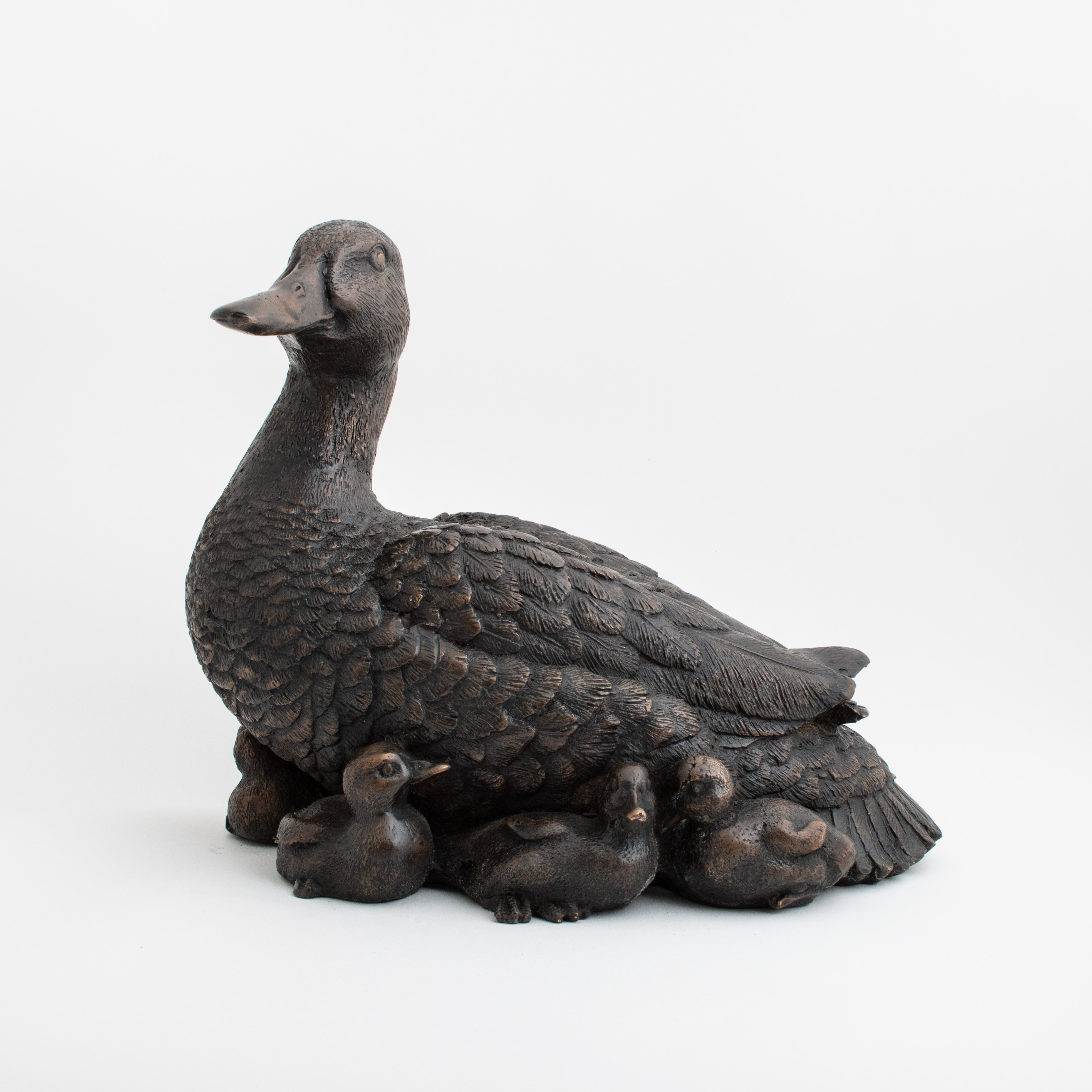 Bronzen sculptuur Eend met kuikens